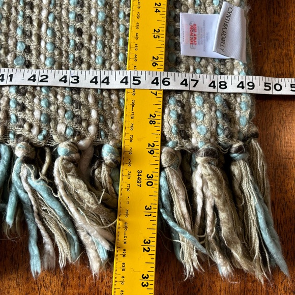 Cynthia Rowley Soft Cozy Afghan Throw fringed Green Cream Aqua 49X64 EUC - Picture 12 of 13
